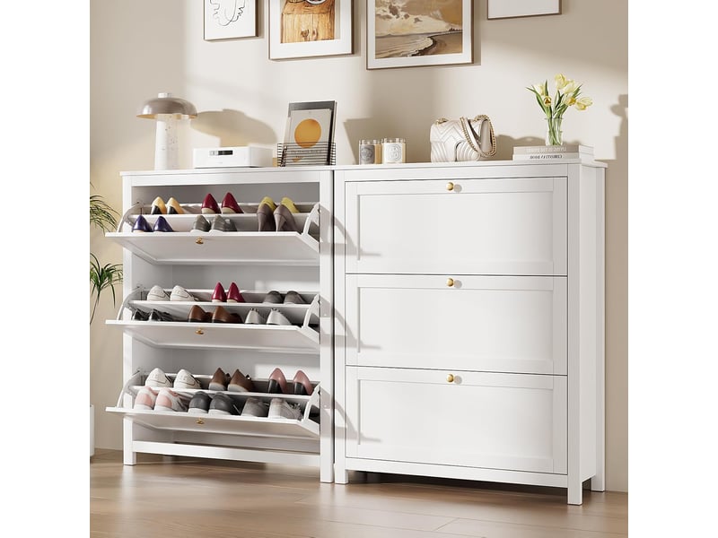  Meuble à chaussures étroit blanc de 90 cm de long avec 3 portes, idéal pour une entrée. Dimensions : 90 x 30 x 110 cm.  - Conforama E