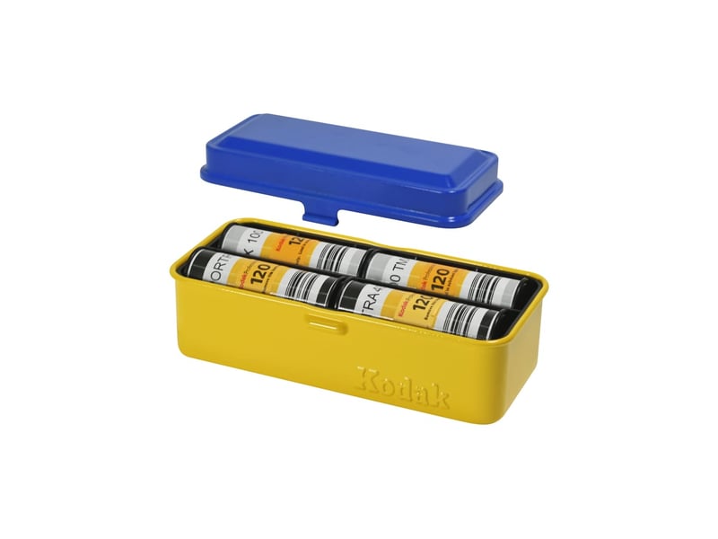 Kodak film case (120135) - boîtier compact en acier pour 8 rouleaux de film 120 ou 10 rouleaux de film 135, capot amovible, finition mate, design moderne, protection poussière et humidité - bleu - Conforama B