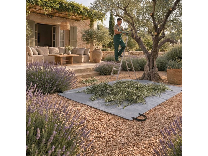  Bâche de ramassage des déchets verts de jardin, feuilles, branches, avec 4 poignées - 2 x 4 m  - Conforama D