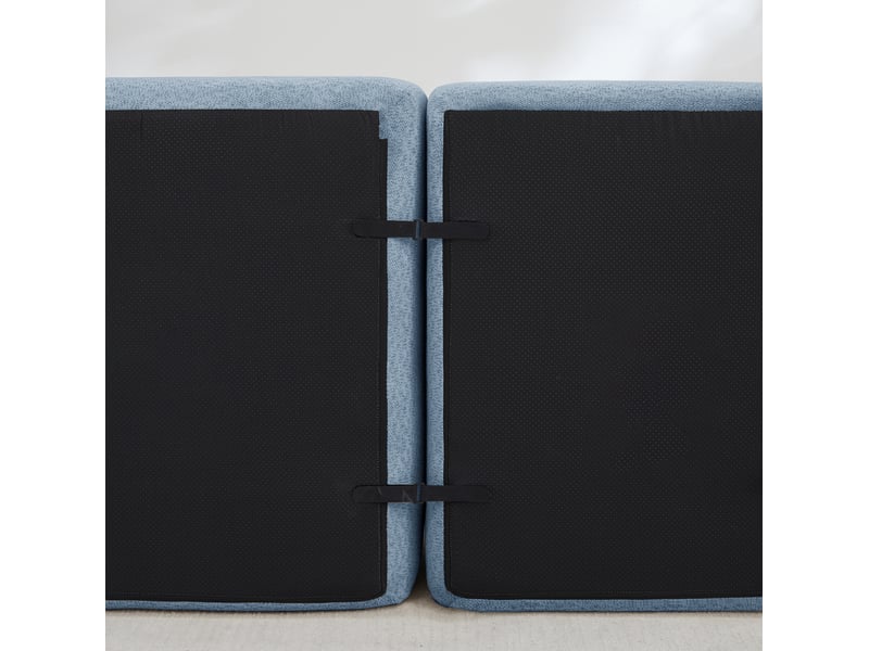  Canapé modulable 3 places bleu en tissu bouclette, sans cadre, à assise profonde, confortable pour le salon familial.  - Conforama E