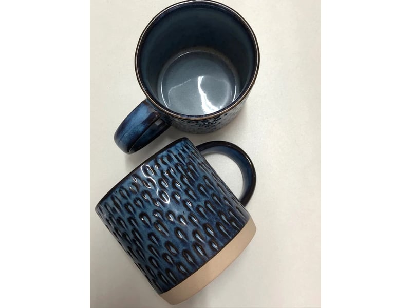  Mug en céramique, émail bleu à pois et décor en relief, 500 ml  - Conforama E