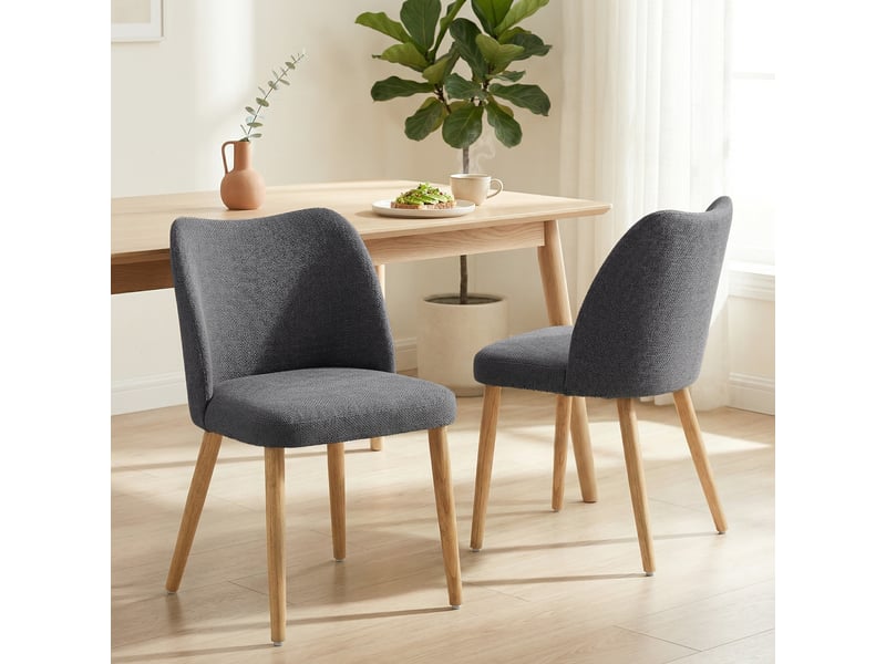 Pack de 2 chaises de cuisine nordiques avec revêtement en lin dossier courbé assise rembourrée pieds en bois gris clair - Conforama D