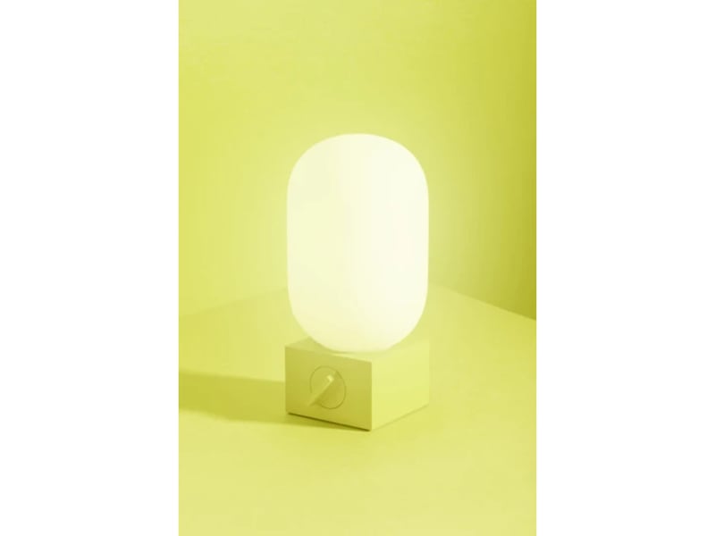  Lampe portable série pop light ipx4 avec batterie externe usb-c et câble native union jaune POP-LIGHT-LMO - Conforama B