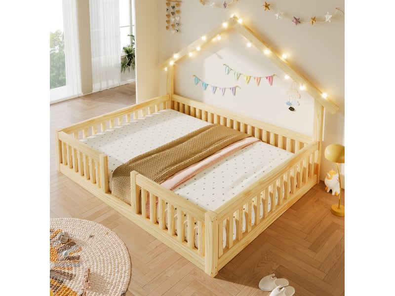  Lit maison 140x200 cm, bois naturel, équipé de guirlande led, de lit au sol et de barrières de sécurité, sans matelas  - Conforama B
