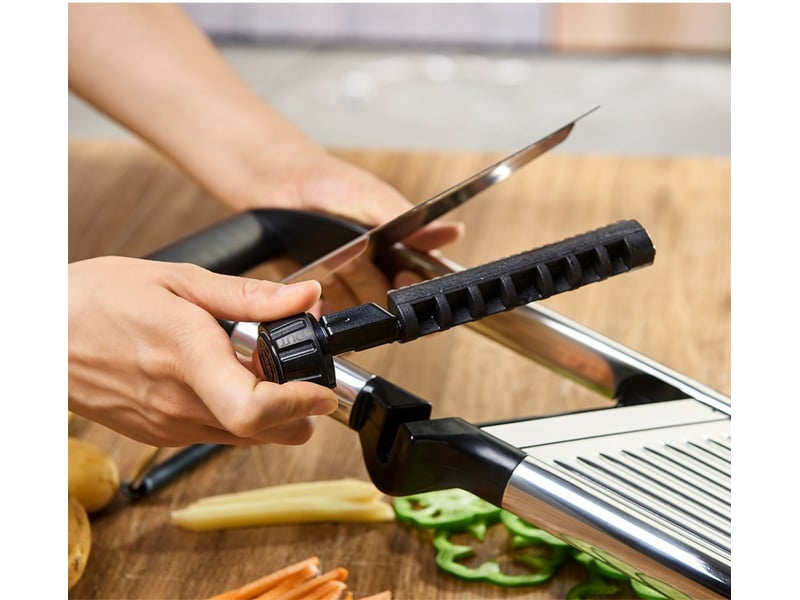  Mandoline réglable en acier inoxydable coupe-légumes multifonctionnelle  - Conforama C