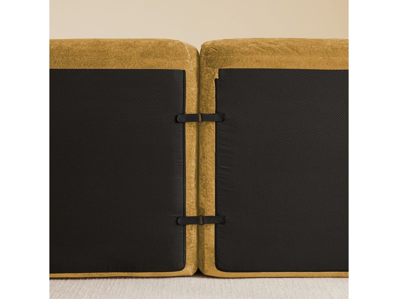  Canapé droit modulable 2 places jaune en tissu, avec deux poufs, sans montage, idéal pour le salon familial  - Conforama D