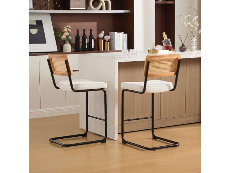  Tabourets de bar modernes – lot de 2, sans accoudoirs, assise chenille, dossier bois-rotin, pieds laqués ivoire  - Conforama B