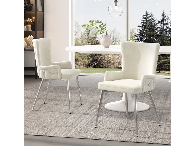  Lot de 4 chaises de salle à manger en velours avec accoudoirs et pieds en métal, beige et argenté  - Conforama D