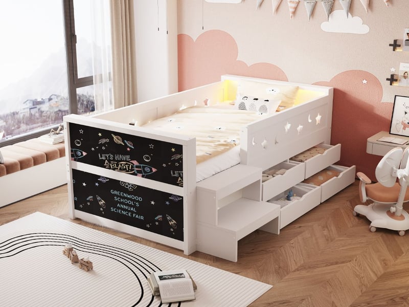  Lit avec tiroirs 90 x 200 cm lit simple blanc rangement à tiroirs barrière de lit motifs étoiles et lunes ajourés tableau noir créatif marchepied inclus éclairage led  - Conforama E