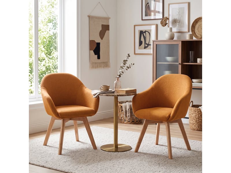  Lot de 2 chaises de salle à manger pivotantes à 360° – fauteuils design cocon, tissu effet lin respirant, pieds en bois massif - orange  - Conforama B