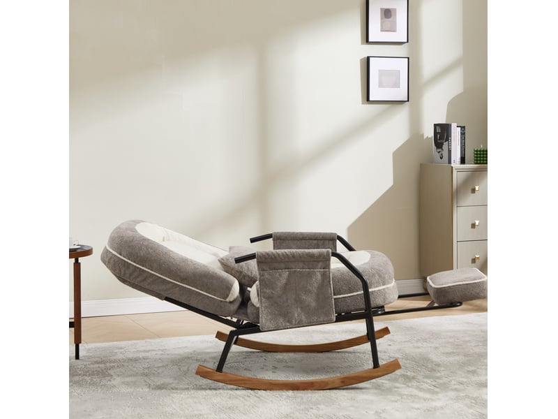 Fauteuil à bascule inclinable avec repose-pieds coulissant, poche latérale et coussin en fausse fourrure gris clair - Conforama B