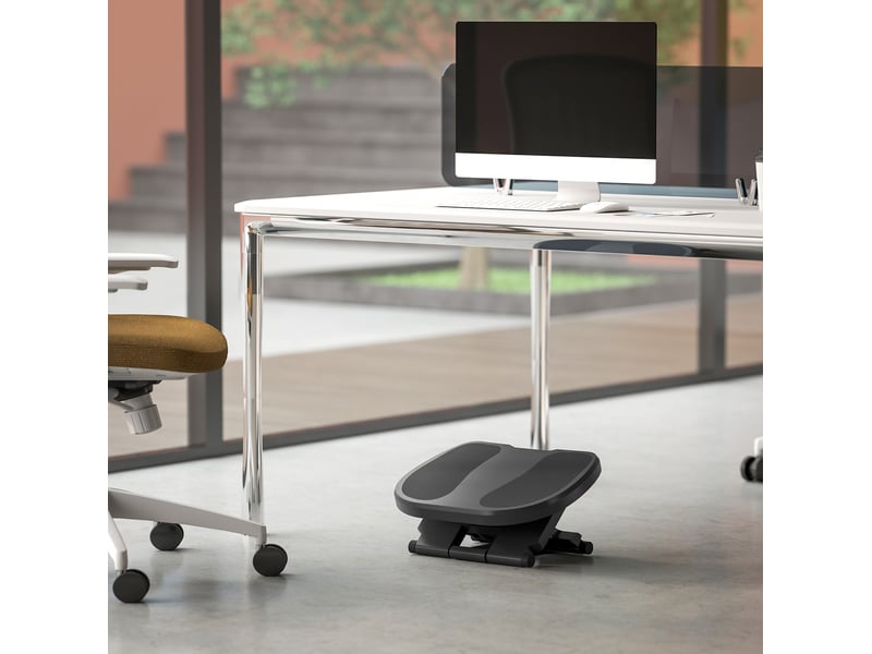  Repose pieds de bureau 45 x 34 cm gris en plastique, 3 hauteurs réglables pour home office et bureau  - Conforama B