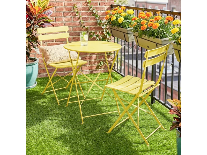  Ensemble bistrot de jardin 3 pièces table et 2 chaises pliantes à lattes double protection antirouille jaune  - Conforama D