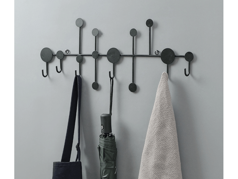  Porte-manteau mural avec 6 crochets, polyvalent, pour suspendre manteaux, sacs à dos, chapeaux, noir  - Conforama B
