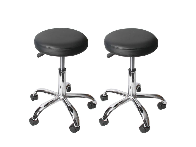  Lot de 2 tabourets de travail à roulettes réglables 55 à 66 cm similicuir noir acier chromé 04_0011590  - Conforama A