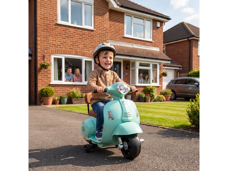 Moto électrique pour enfants mini vespa gts 6v verte  - Conforama D