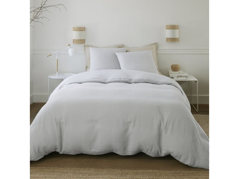  Parure housse de couette 260x240cm + 2 taies motif rayé gris et blanc 100% gaze de coton - alyana ALYANA - Conforama A