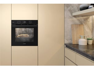 Four multifonction Pyrolyse <strong>WHIRLPOOL</strong> OMSR58RU1SB - 71 litre(s)