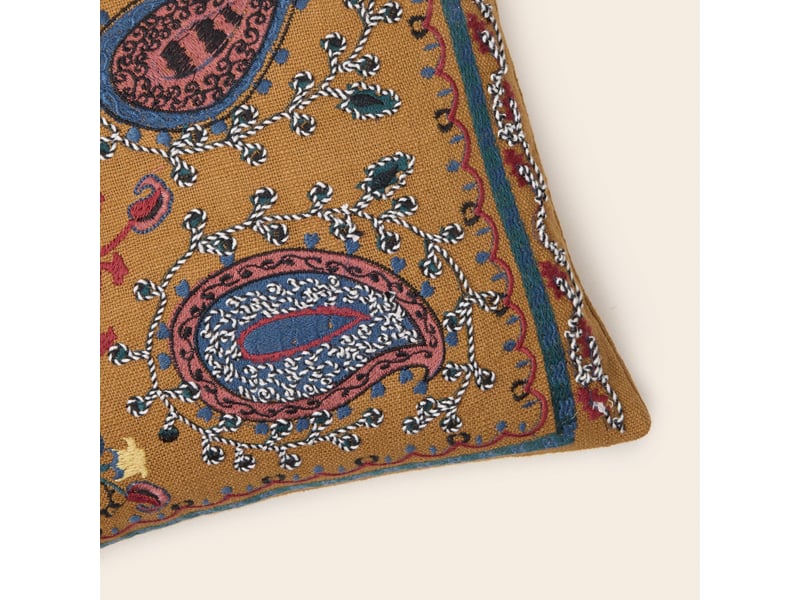  Housse de coussin en broderie paisley  mandana 26421 - Conforama B