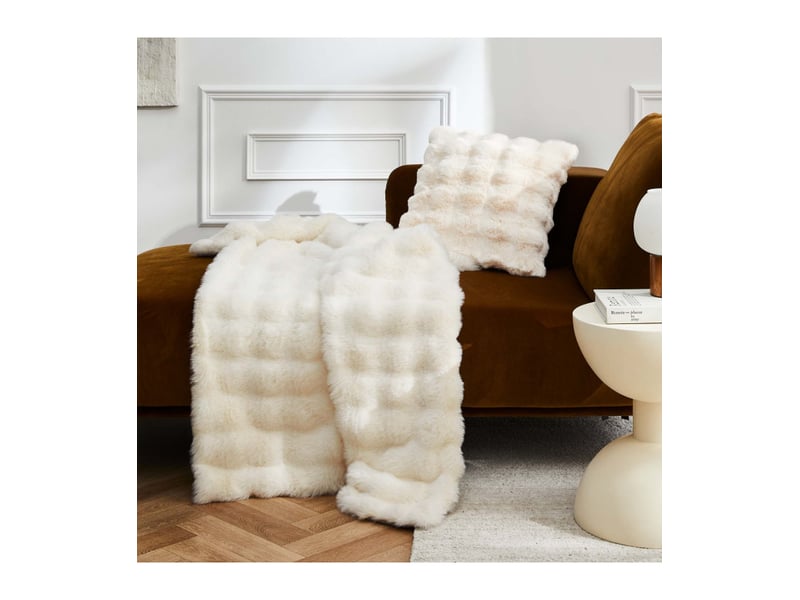  Plaid imitation fourrure &amp; polaire – modèle mounty naturel - 220x240cm - naturel  - Conforama C
