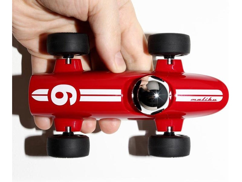  Playforever voiture malibu ross rouge 16.5cm PLVERVM203 - Conforama B