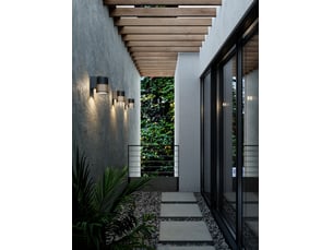 Applique murale extérieur adapté aux zones côtières, aludra simple en aluminium noir, ip54, nordlux