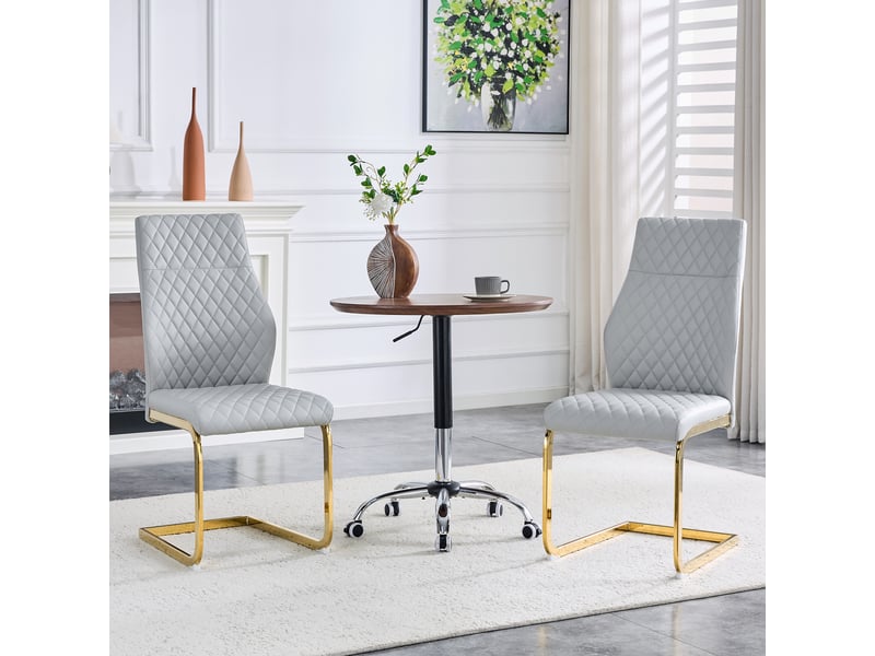  Lot de 2 chaises de salle à manger en cuir synthétique gris clair motif losanges pieds dorés  - Conforama D