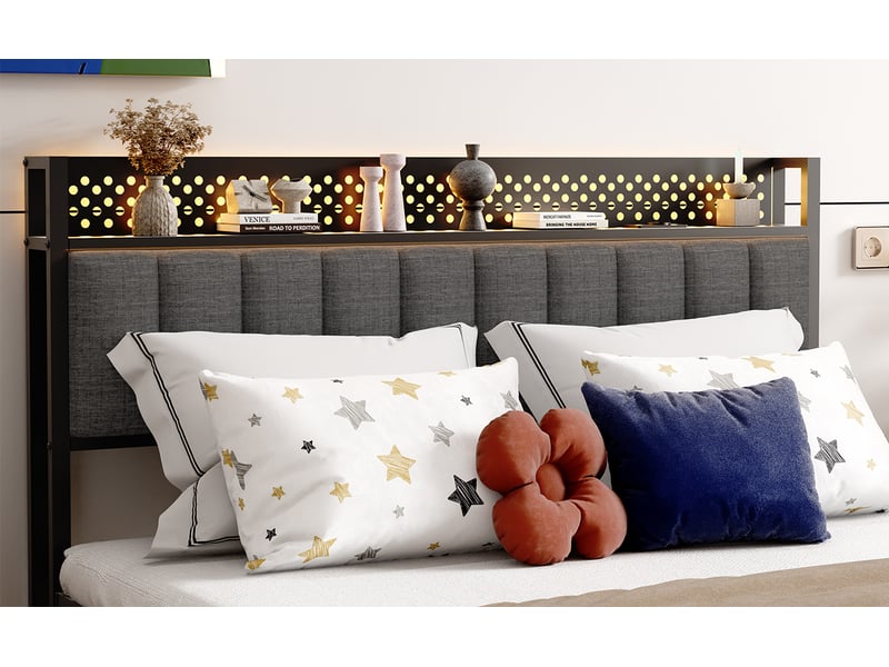 Lit 140x200cm,tête de lit grise rembourrée, lattes métalliques, usb et led, silencieux - Conforama D