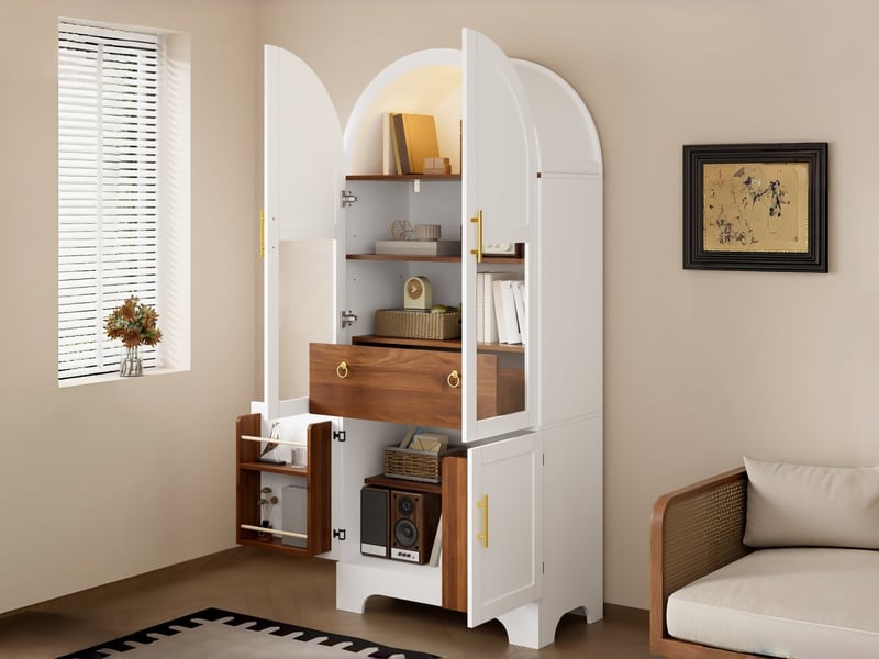  Vitrine à grande forme cintrée, 76 x 40 x 180 cm, avec éclairage led, 4 portes et 1 tiroir, façade vitrée, coloris blanc  - Conforama B