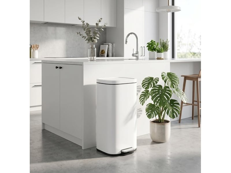  Poubelle de cuisine 30 l 36x29x59,5 cm à pédale avec couvercle fermeture douce métal blanc  - Conforama C