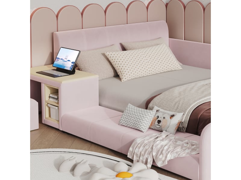 Lit enfant rose capitonné 90x200 cm – bureau intégré, étagère, tabouret – tête de lit moelleuse, lattes bois et velours  - Conforama D