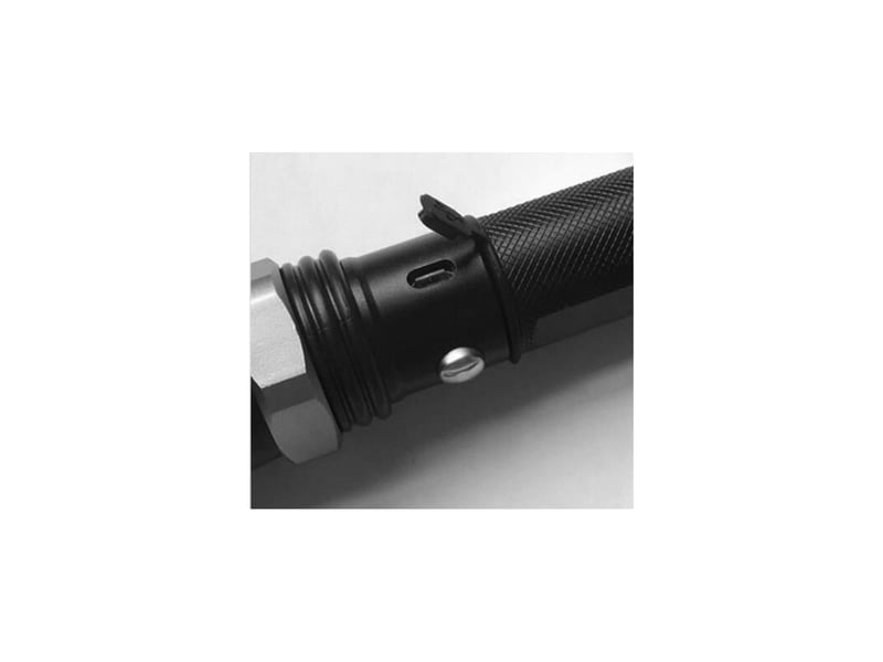  1 pièce lampe de poche led rechargeable zoom longue durée lampe de poche en aluminium 3 modes étanche [classe énergétique a+]-  - Conforama C