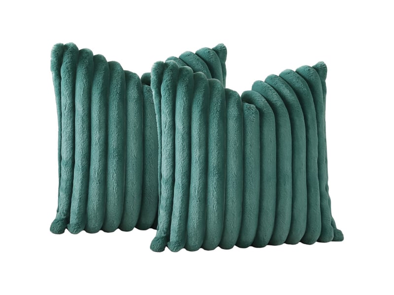  Lot de 2 housses de coussin 45 x 45 cm peluche vert foncé chicfurn  - Conforama A