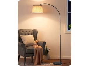 Lampadaire arc noir beige hauteur reglagee 143 176 cm tete orientable 180 350 telecommande et pedale variateur 0 100