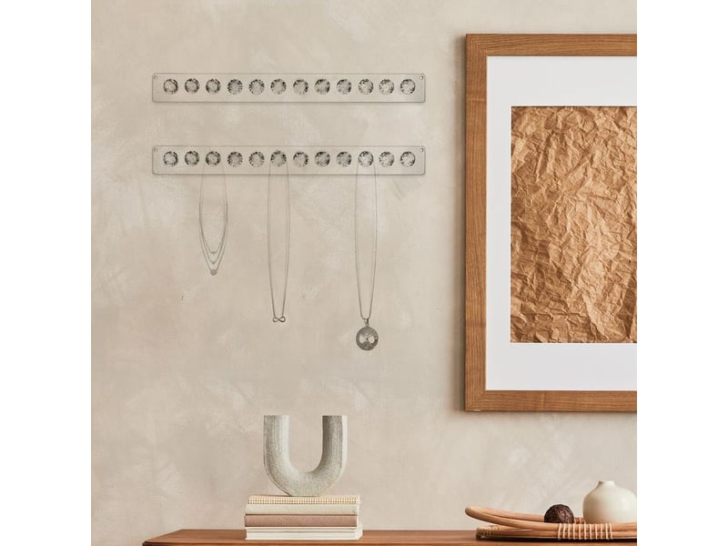  Lot de 4 cintres pour colliers en acrylique avec 12 crochets en forme de diamant, organisateur de bijoux mural, design transparent  - Conforama C