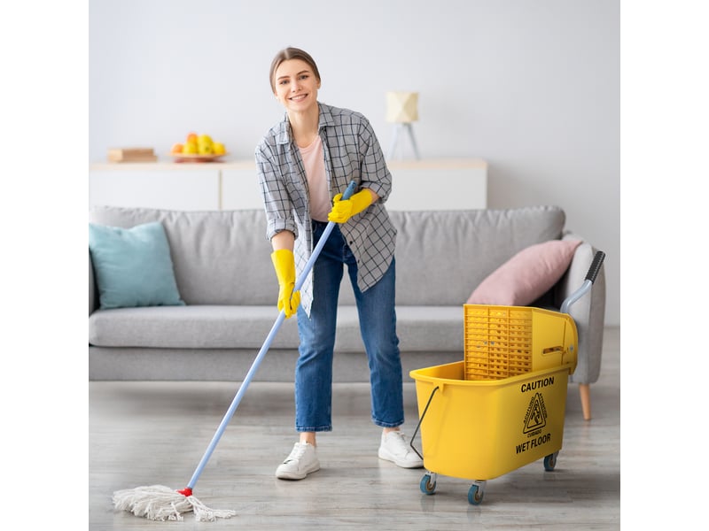  Chariot de ménage chariot de lavage essoreuse latérale seau 20 l, poignée et serpillère, jaune, 45 x 26,5 x 70 cm  - Conforama D