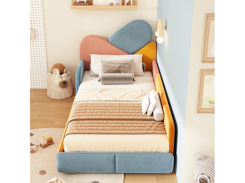  Lit enfant, 90x200 cm, espace nuit, avec côtés surélevés design patchwork bas multicolore, matelas non inclus, bois  - Conforama D