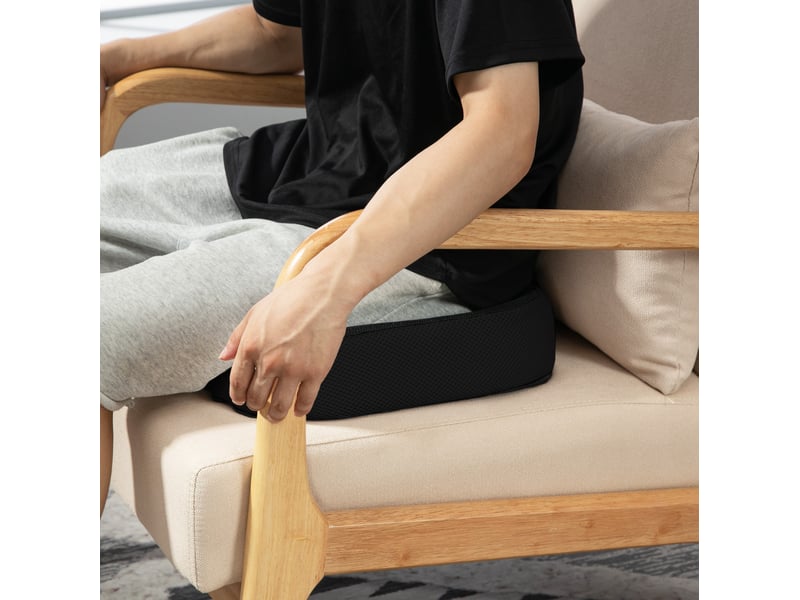  Coussin d'assise ergonomique 44 x 39 x 13 cm noir en polyester, mousse à mémoire de forme, déhoussable  - Conforama D