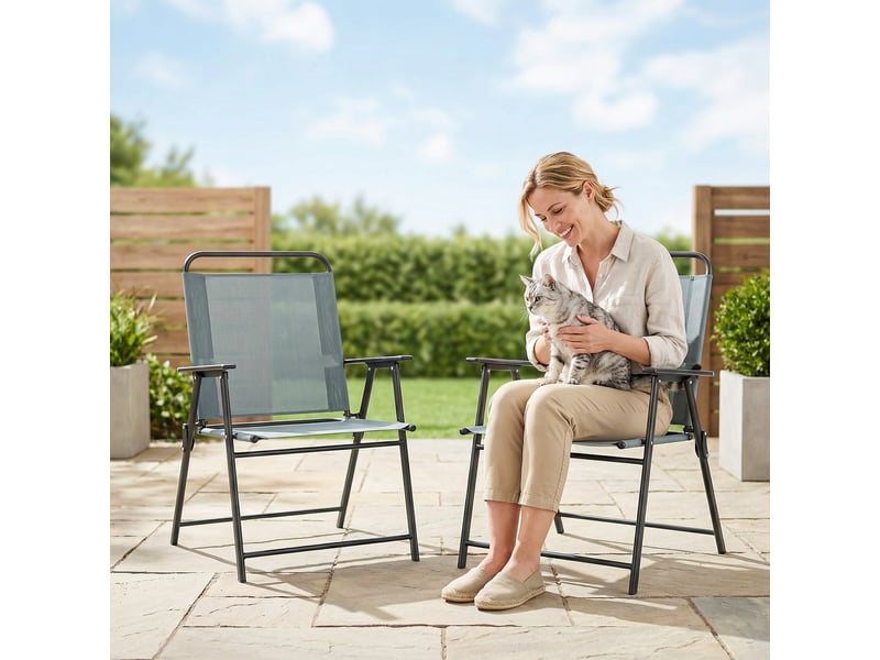 Chaises de jardin pliantes, lot de 2 chaises de camping avec assise en maille grise. - Conforama B