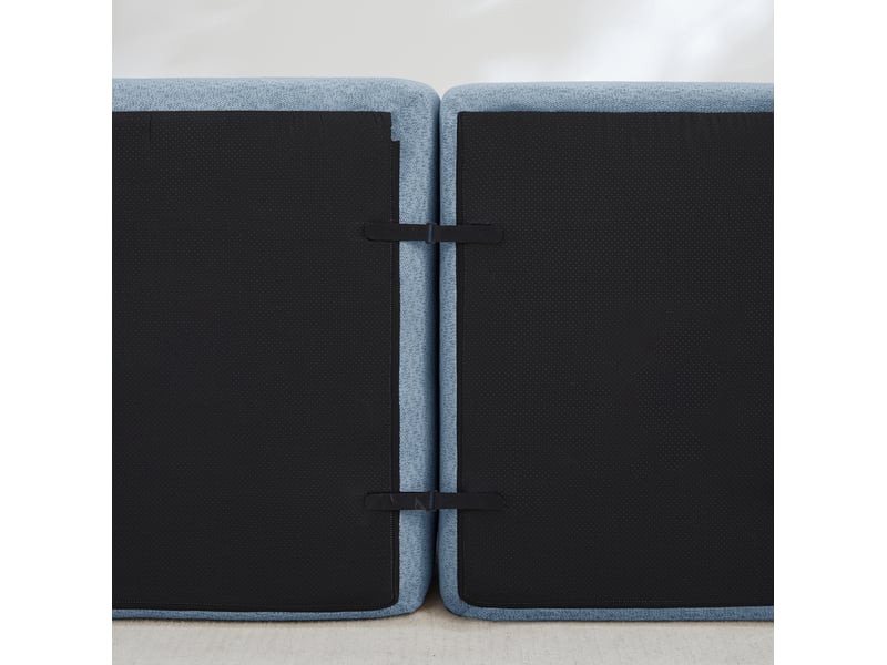 Canapé modulaire 4 places bleu en tissu bouclette avec ottoman, forme coquillage pour votre salon confortable - Conforama D