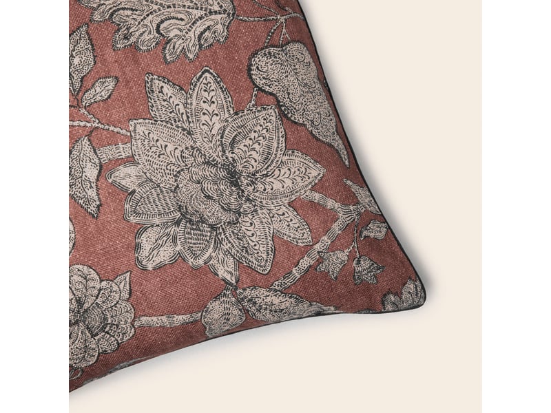  Housse de coussin en fleurs indiennes imprimées  lilivati 26482 - Conforama B