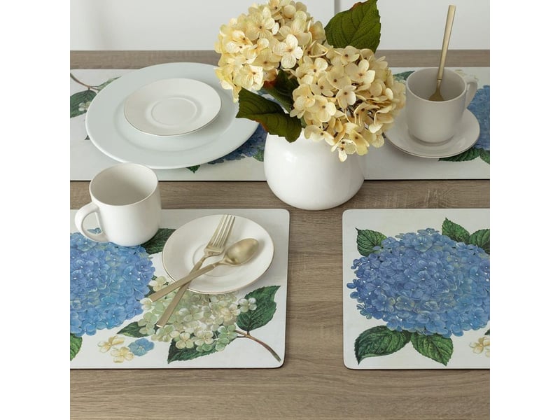  Ensemble de quatre sets de table en liège épais, faciles à nettoyer, convenant à la cuisine et à la table à manger.  - Conforama B