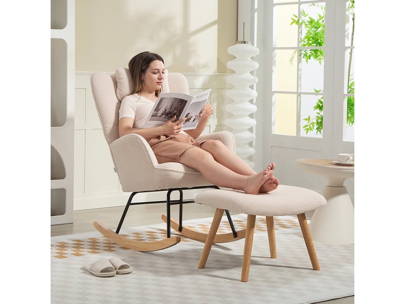  Fauteuil à bascule avec repose-pieds, revêtement en polaire douce, pieds en bois, coussin, dossier haut, beige  - Conforama C