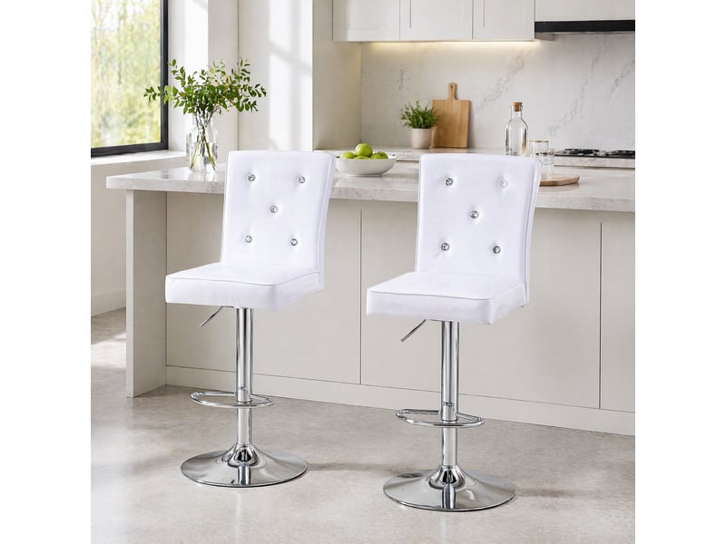  Chaise de salle à manger en cuir pvc effet crocodile avec assise rembourrée et détails cristal, blanc  - Conforama B