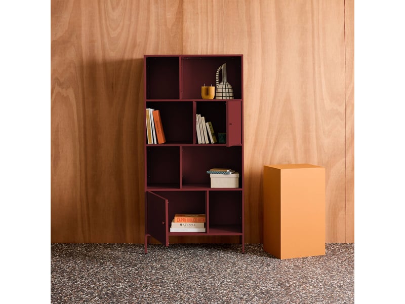  Buffet. Meuble de rangement industriel métal bordeaux 8 compartiments. L 80 x p 35 x h 160.5cm - oklahoma  - Conforama C