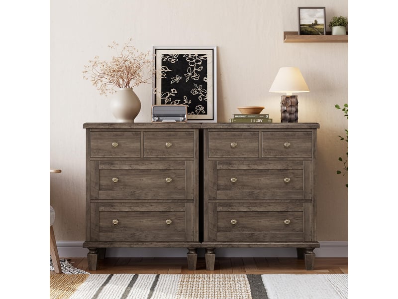  Commode vintage 4 tiroirs en bois massif – pieds fuselés – finition bois vieilli – idéale chambre, salon, entrée – gris vieilli PHK_366HEE6E - Conforama E