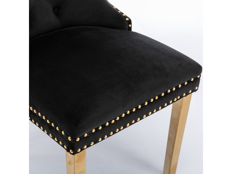  Lot de 2 chaises de salle à manger en velours noir, dossier haut capitonné, clous décoratifs, pieds finition dorée, structure en bois massif  - Conforama D