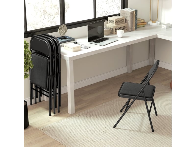  Lot de 4 chaises pliantes 45x46x78 cm en métal noir, muni de repose-pieds, assise et dossier rembourrés  - Conforama E