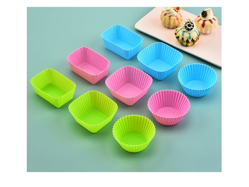  Moules à cupcakes en silicone, lot de 28, réutilisables et compatibles lave-vaisselle (rectangulaires - 7,5 x 5 x 3 cm)  - Conforama E