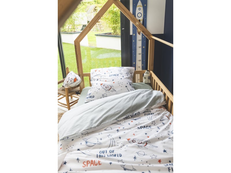  Parure de lit enfant 240 x 220 cm + 2 taies d’oreiller 100% coton imprimé galaxie 15079 - Conforama D